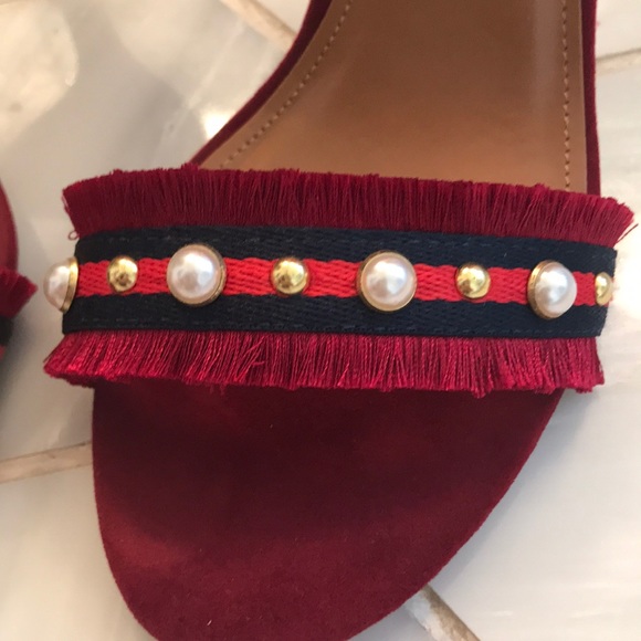 Heels red wine color and navy with pearls - Picture 3 of 4